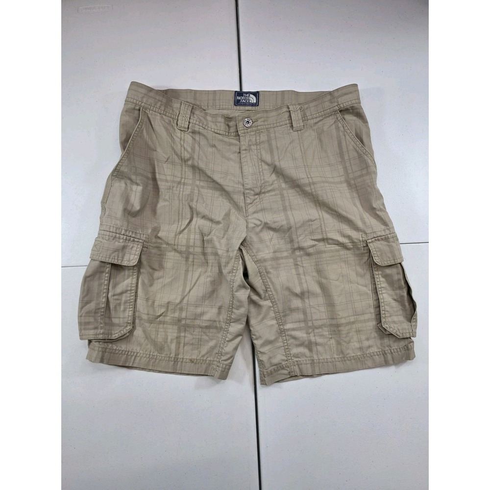 North Face Mens Khaki Cargo Shorts Size 40 Rip-Stop CX92 Hiking Outdoor 40x11 in